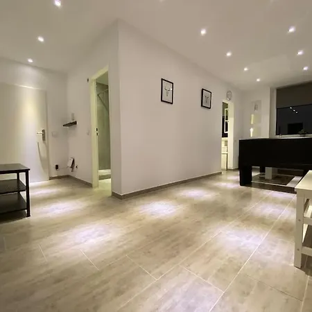 3,5 Zentrale Lage 아파트 *